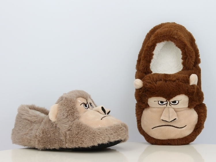 Picture of B591363-6216- UNISEX LION BED SLIPPERS BEIGE & BROWN